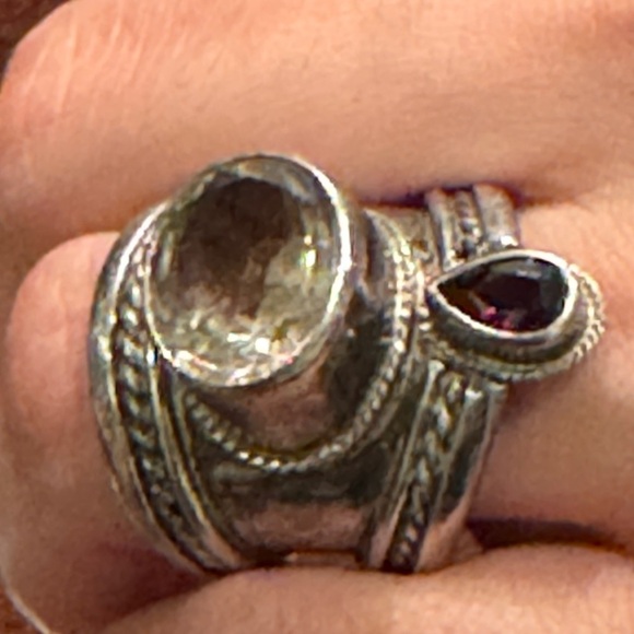 Darla Nordstrom Heavy Sterling Silver White Topaz and Garnet Ring Size 7.5 - Picture 5 of 8